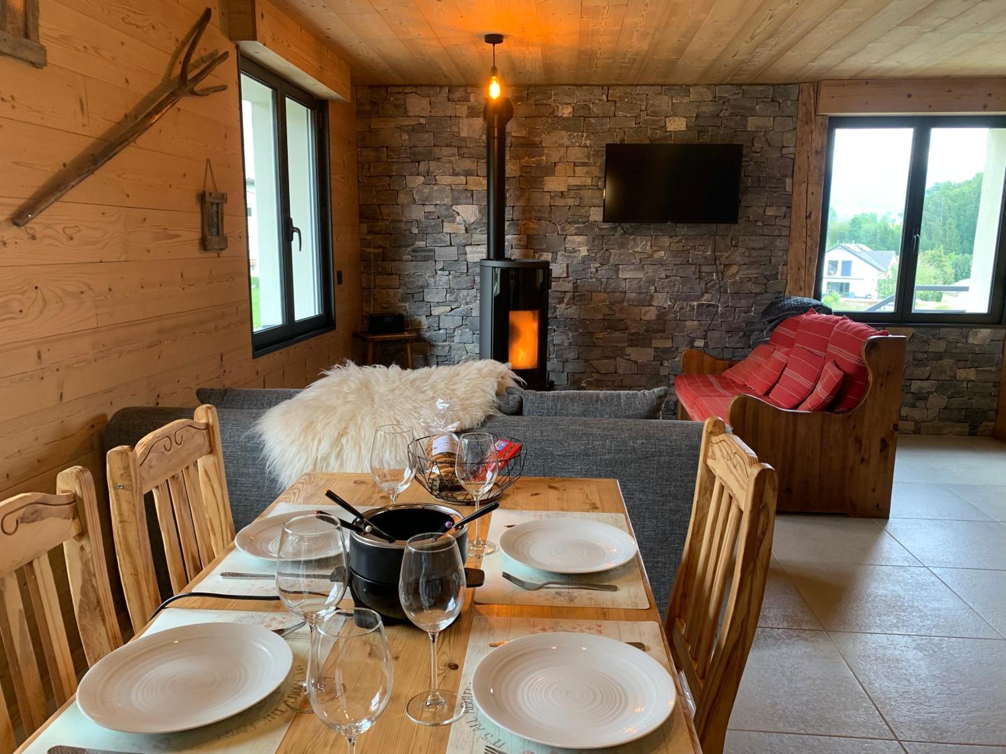 L'Ecureuil, Chez Le Charpentier D'Antan, La Chaleur Du Bois, Le Calme De La Campagne Apartman Metz-Tessy Kültér fotó