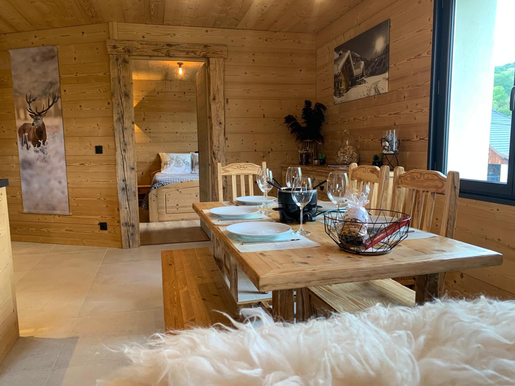 L'Ecureuil, Chez Le Charpentier D'Antan, La Chaleur Du Bois, Le Calme De La Campagne Apartman Metz-Tessy Kültér fotó
